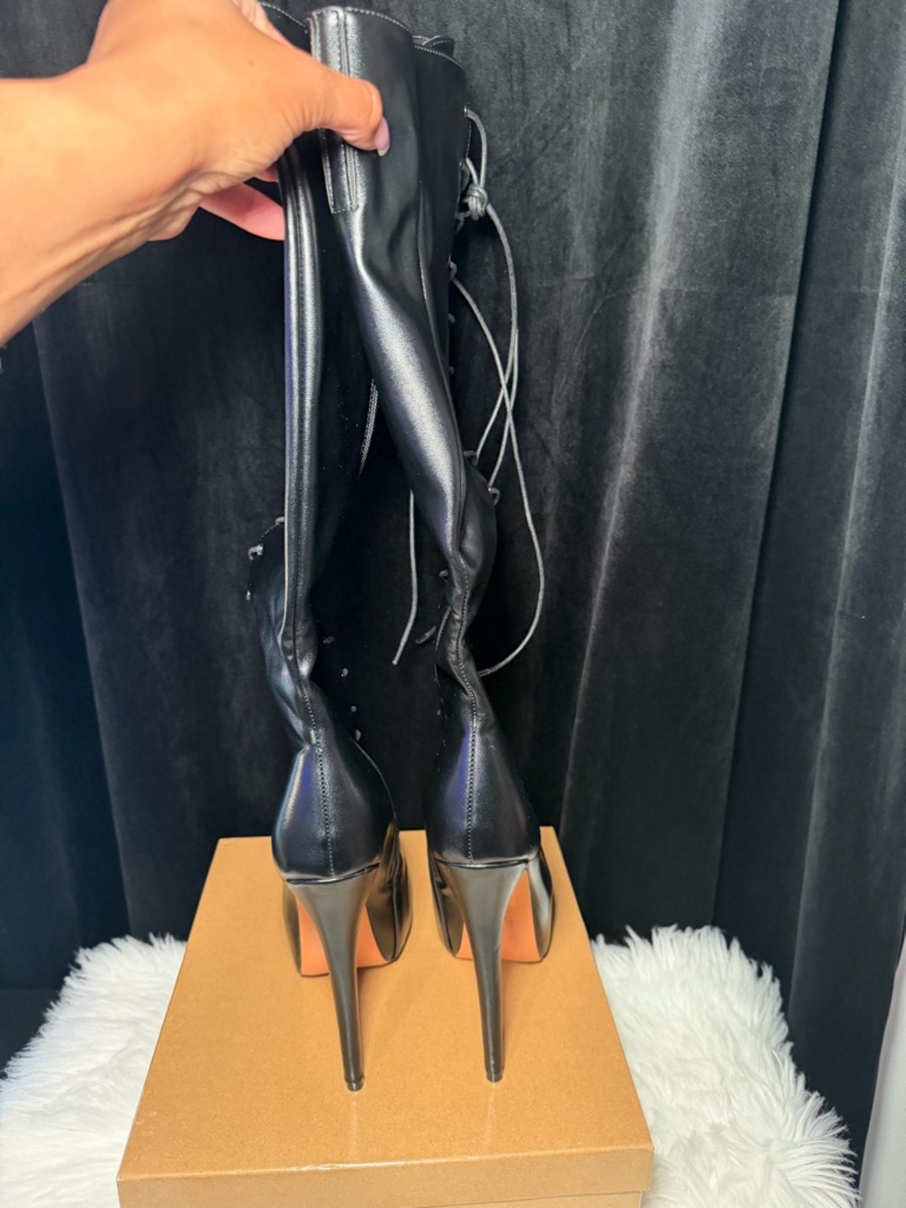 Women's Richealnana Black Lace-Up Platform Knee Boots - Picture 5 of 11
